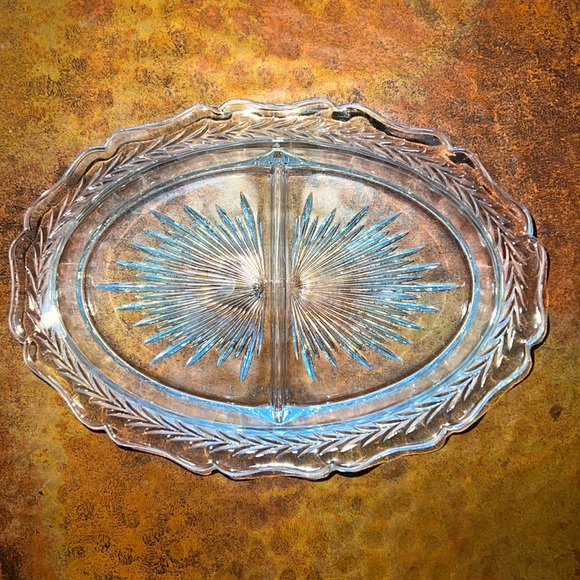 Hôtel Silver Vintage Divided Dish – Cassandra's Kitchen